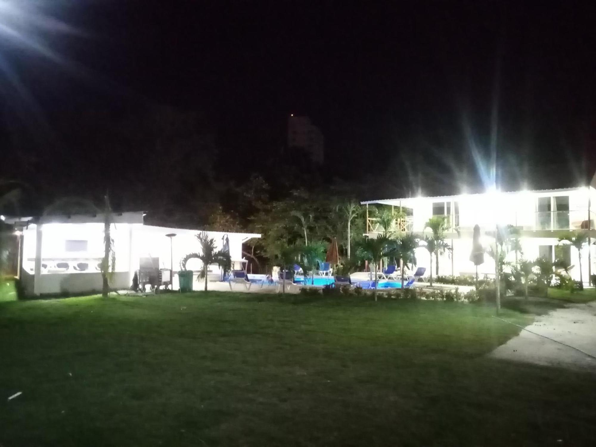 Malibu Dreams Village نويفا جورجونا المظهر الخارجي الصورة